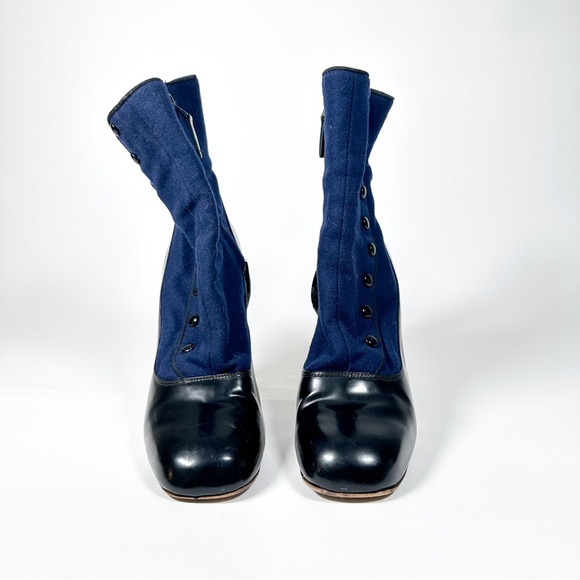 AUTHENTIC FENDI LEATHER AND SUEDE ANKLE BOOTS - Picture 2 of 8